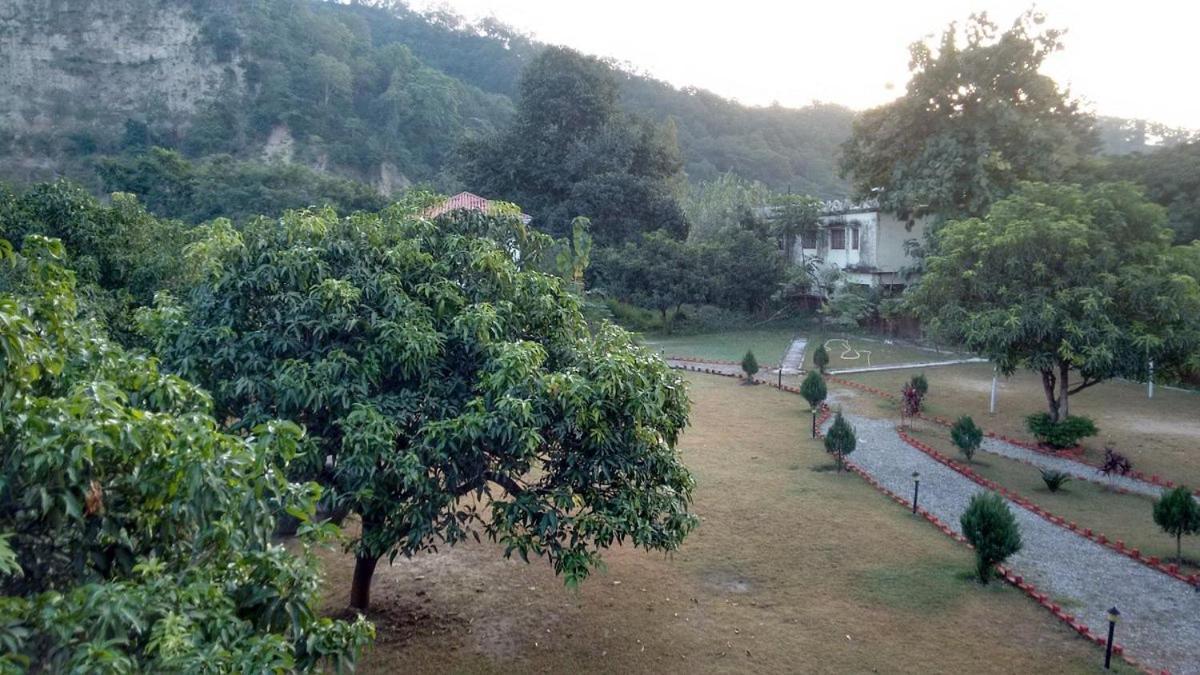 Jim Corbett Resort Rāmnagar Exterior foto